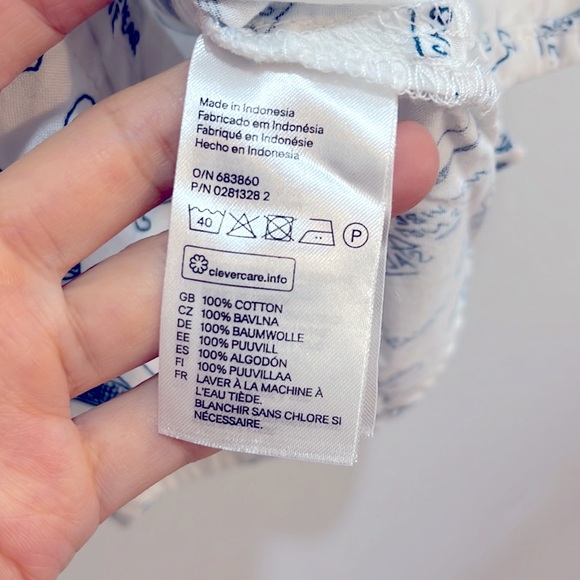 Divided H&M 'Skate On The Reg' Button up Short-sleeve Shirts - Picture 6 of 6